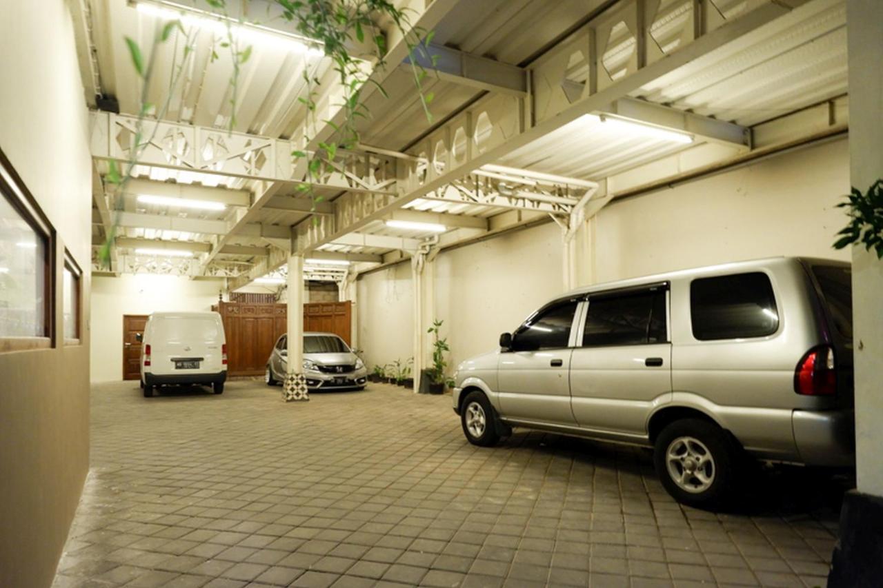 Urbanview Rumah Kandjani Yogyakarta Kejayan Εξωτερικό φωτογραφία