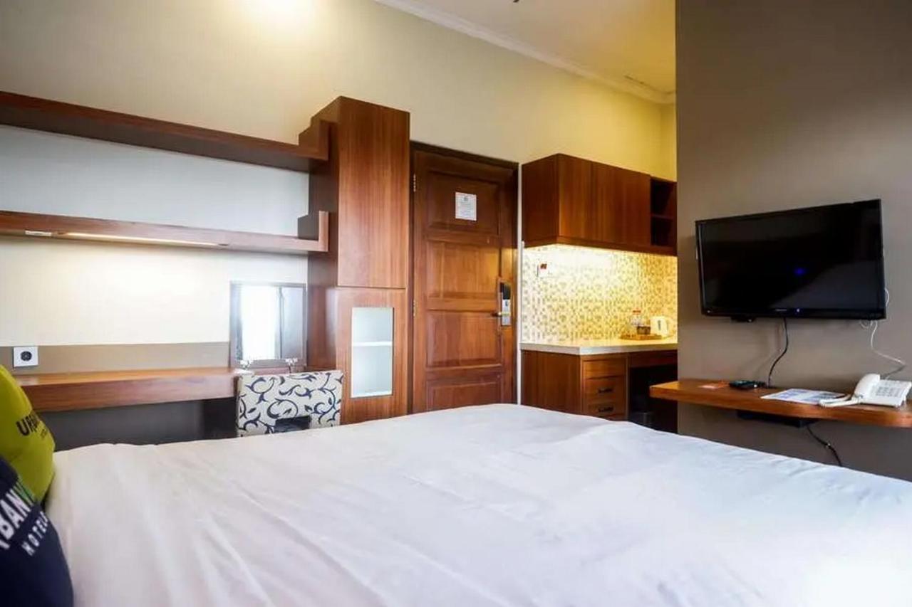 Urbanview Rumah Kandjani Yogyakarta Kejayan Εξωτερικό φωτογραφία